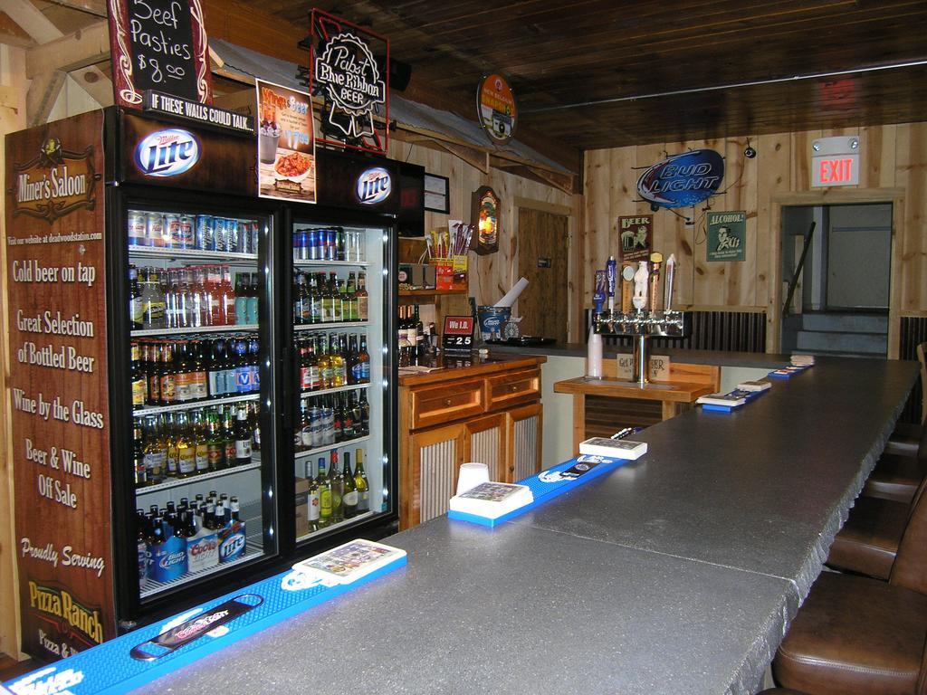 Deadwood Station Bunkhouse And Gambling Hall Motel Exterior foto